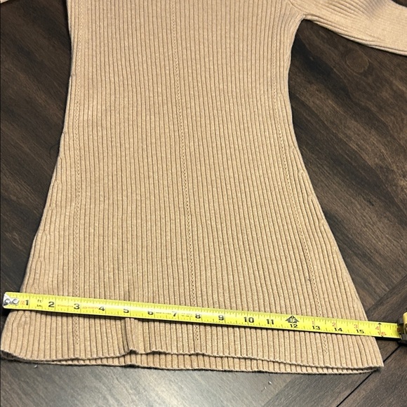 WHBM Camel/Tan Ribbed Pointelle Turtleneck Tunic Sweater - Picture 8 of 12
